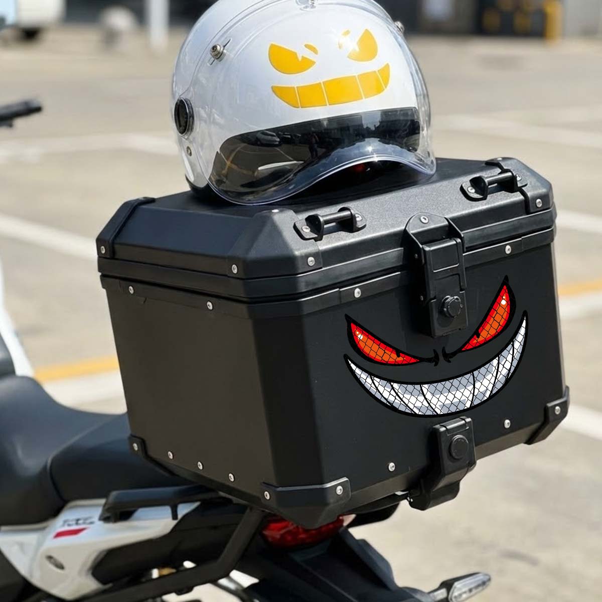 Naklejki na motocykl JDM Demon – Scooter Helmet Set recenzja i cena